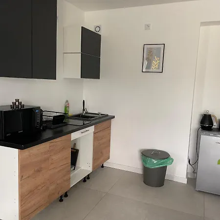 Koniec Swiata Stare Sady 아파트 *