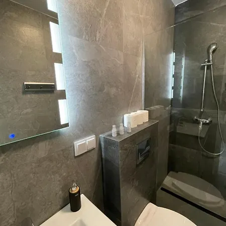 아파트 Koniec Swiata Stare Sady *