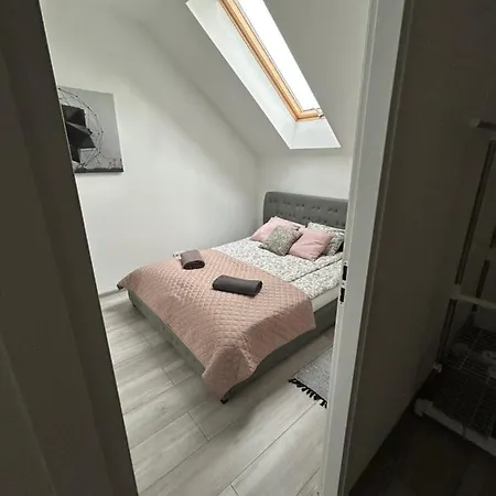 아파트 Koniec Swiata Stare Sady *