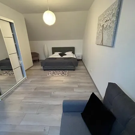 Koniec Swiata Stare Sady 아파트 *