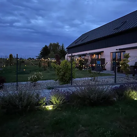 Koniec Swiata Stare Sady 아파트 *